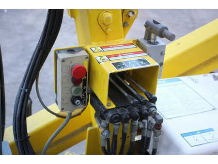 Piattaforme aeree trainabili 2008  Niftylift 90 MAC (14)