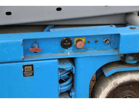 Scherenarbeitsbühne - Genie GS2632 (13)