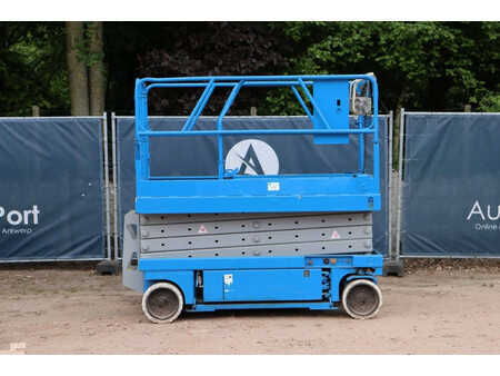 Scherenarbeitsbühne - Genie GS2632 (2)