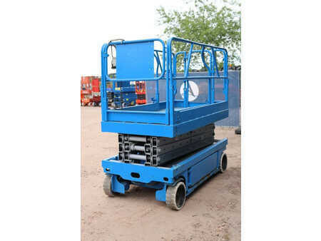 Scherenarbeitsbühne - Genie GS2632 (6)