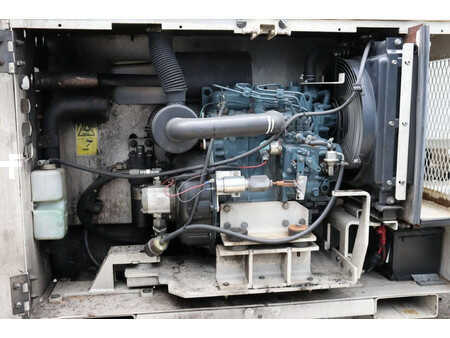 Piattaforme aeree a pantografo 2013  Genie GS-2669 (15)