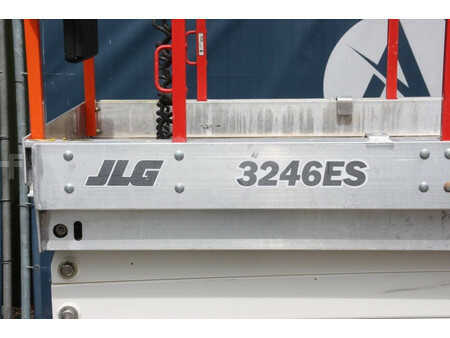 Scissor lift 2009  JLG 3246ES (12)