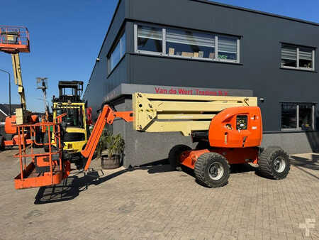 Plataforma Articulada 2012  JLG 450AJ (1)