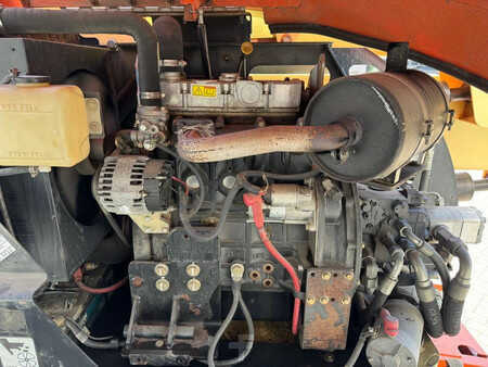 Plataforma Articulada 2012  JLG 450AJ (10)