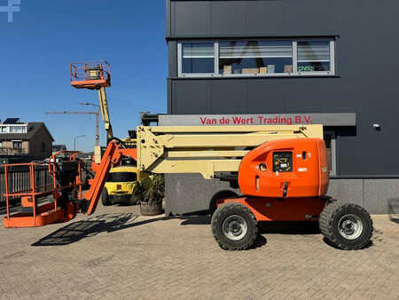 Plataforma Articulada 2012  JLG 450AJ (2)