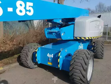 Teleskopická plošina 2012  Genie S-85 (9)