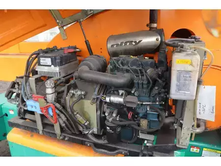 Articulating boom 2011  Niftylift HR31 HYBRID (22)