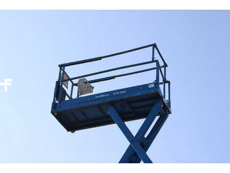 Scissor lift 2015  Skyjack SJIII 3226 (25)