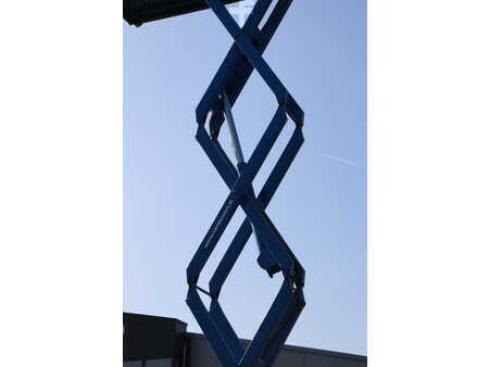 Scissor lift 2015  Skyjack SJIII 3226 (28)
