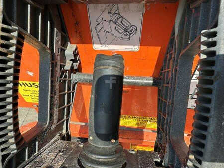 Podnośnik nożycowy 2006  JLG 1930ES (14)