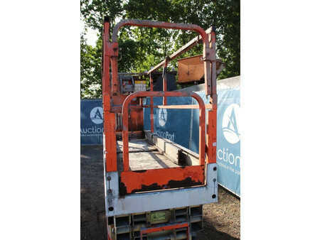Scherenarbeitsbühne 2011  JLG 2030 ES (16)