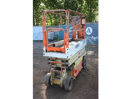 Scherenarbeitsbühne 2011  JLG 2030 ES (5)