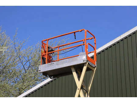 Scissor lift 2014  JLG 1930ES (20)
