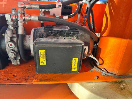 Piattaforme aeree trainabili 2011  Niftylift 170 HAC (3)