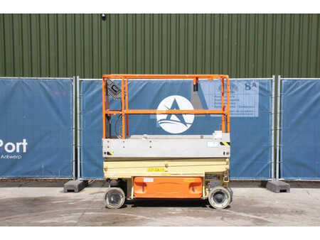Scissor lift 2014  JLG 1930ES (2)
