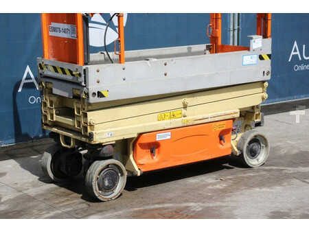 Scissor lift 2014  JLG 1930ES (9)