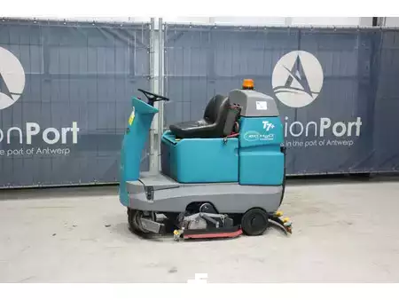 Automat na mokré drhnutí 2019  TENNANT T7+ (2)