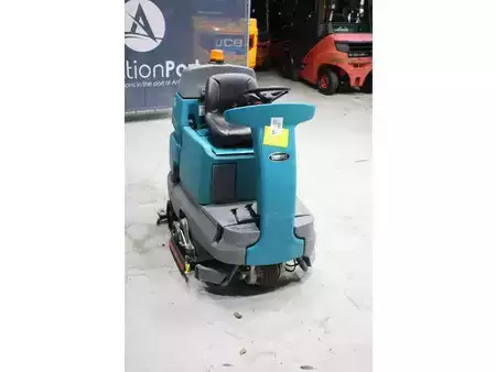 Automat na mokré drhnutí 2019  TENNANT T7+ (4)