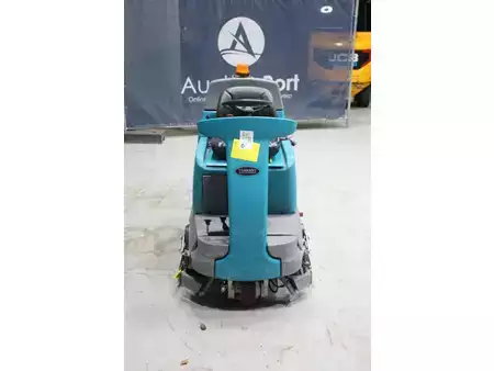 Automat na mokré drhnutí 2019  TENNANT T7+ (5)