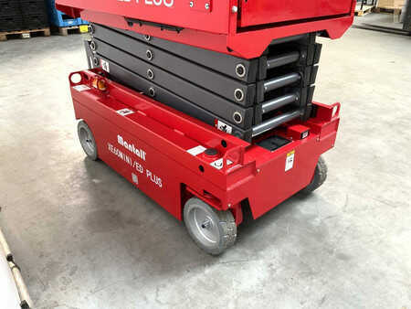 Piattaforme aeree a pantografo 2024  Mantall XE-60 Mini (24)