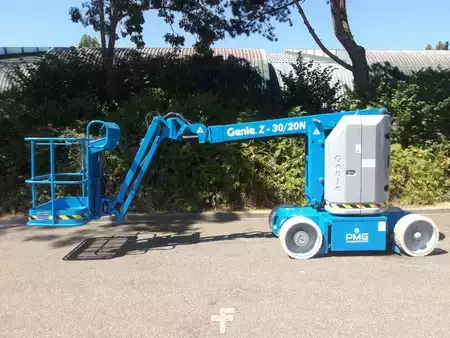 Puominostimet 2014  Genie Z-30/20N (1)