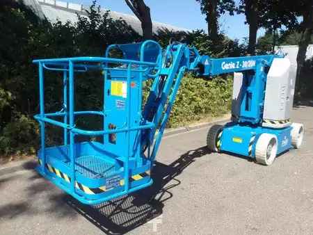 Puominostimet 2014  Genie Z-30/20N (2)