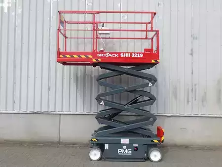 Levantamento tesoura 2018  Skyjack SJ3219 (7)