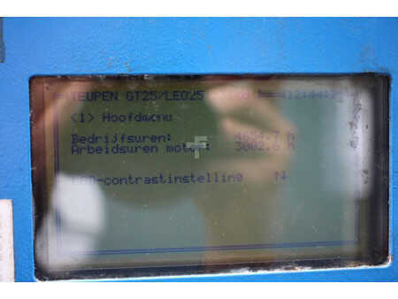 Aanhangerhoogwerker 2012  Teupen gepard 25t (35)