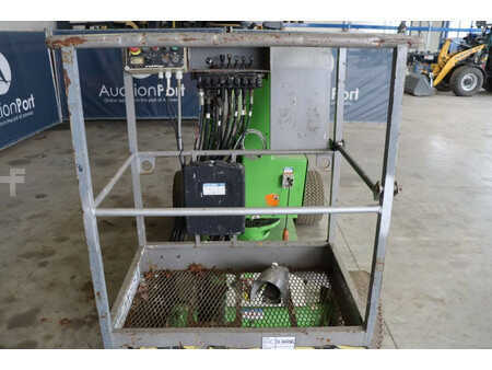 Articulating boom 2010  Niftylift HR12 NE (15)