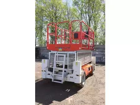 Pracovní plošina s nůžkovým zdvihem 2014  JLG M3369 (6)