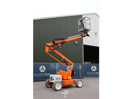 Podnośnik przegubowy 2014  Niftylift HR12DE 4WD (20)