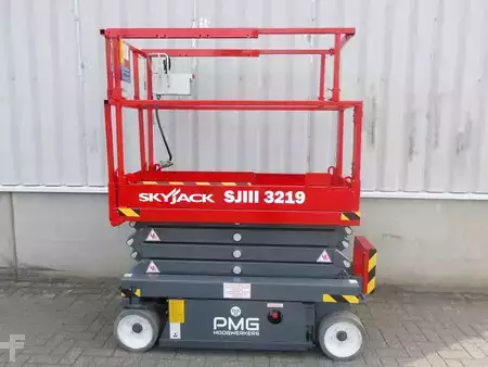 Saksinostimet 2017  Skyjack SJ3219 (2)