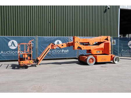 Plataforma Articulada 2011  JLG E400AJPN (1)