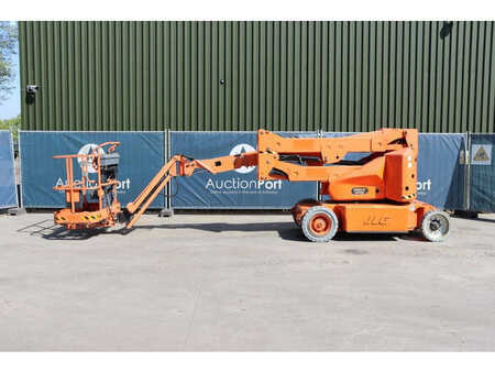 Plataforma Articulada 2011  JLG E400AJPN (2)