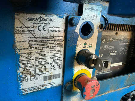 Schaarhoogwerker 2012  Skyjack SJIII 3219 (12)