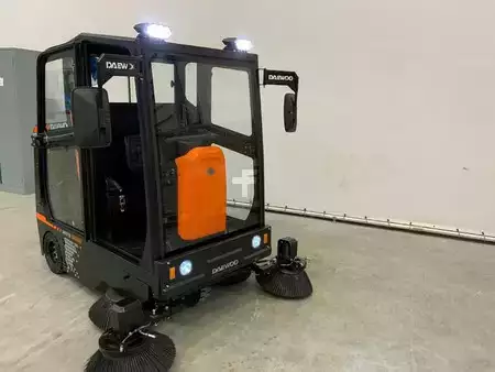 Balayeuse 2026  Daewoo DAS100 (2)