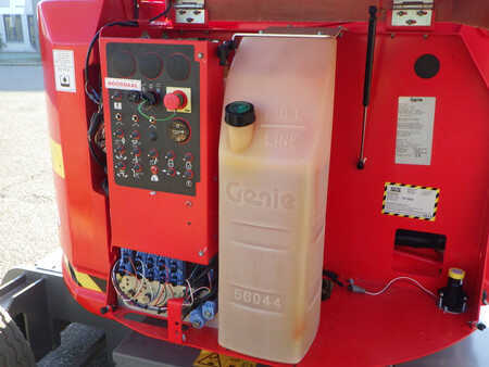 Telescoophoogwerker 2014  Genie Z-34/22BE (8)