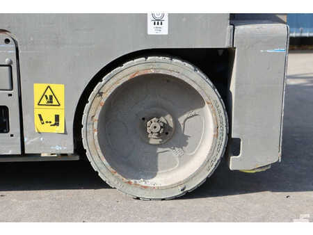 Piattaforme aeree a pantografo 2014  Genie GS-3232 (10)