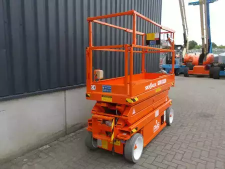 Levantamento tesoura 2015  Skyjack SJ3220 (2)