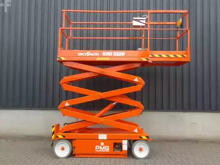 Levantamento tesoura 2015  Skyjack SJ3220 (7)