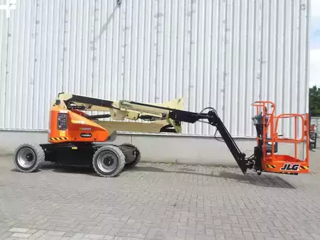 Plataformas articuladas 2026  JLG E450AJ (1)