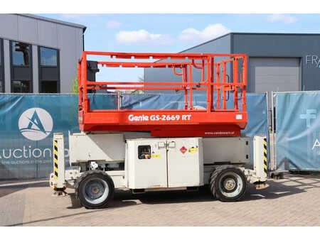 Scissor lift 2012  Genie GS-2669 RT (1)