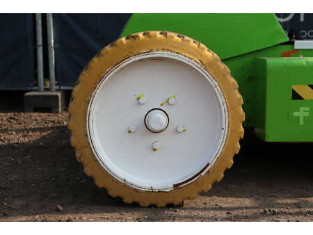 Piattaforme aeree articolate 2007  Niftylift HR 12 DE (9)