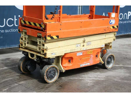 Scissor lift 2015  JLG 1930ES (10)