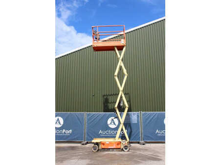 Scissor lift 2015  JLG 1930ES (19)