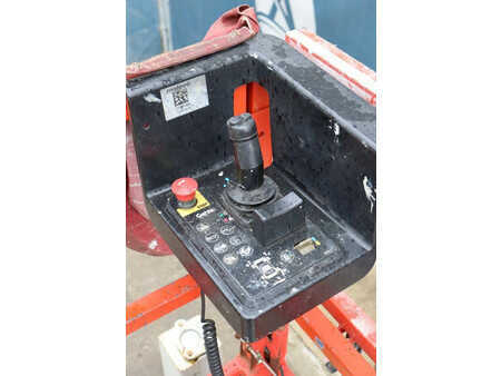 Piattaforme aeree a pantografo 2013  Genie GS-2669 (22)