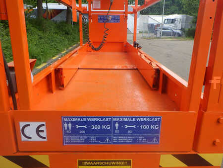 Scissor lift 2020  JLG 2032ES (4)