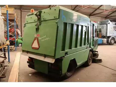 Veegmachine - hofmans HMF400 (3)