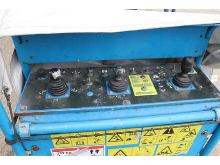 Plataforma Articulada 2007  Genie Z-60/34 (13)