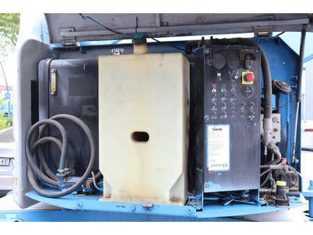 Plataforma Articulada 2007  Genie Z-60/34 (21)